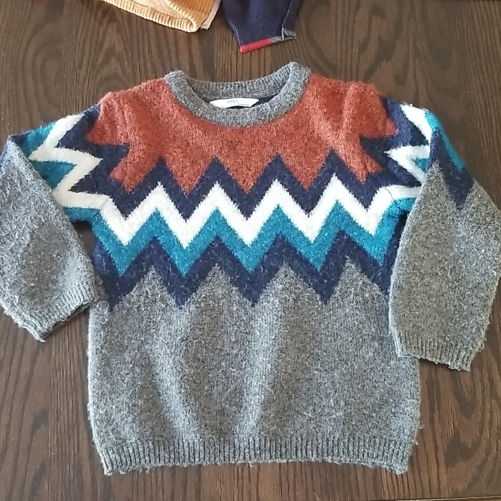 M&S Boys Multicolor Chevron Sweater. Size 2-3yrs